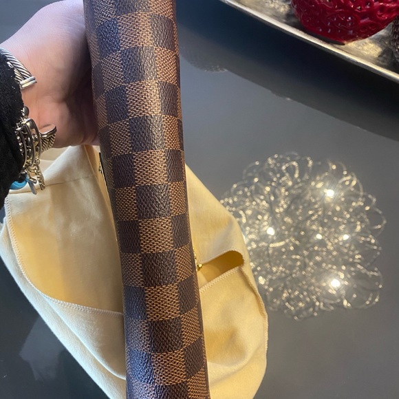 ❌SOLD❌ AUTHENTIC LOUIS VUITTON EVA CLUTCH🤎 - Picture 12 of 12